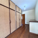Casa à venda com 5 quartos, sendo 2 suítes,  em Jardim Maristela, Atibaia, SP