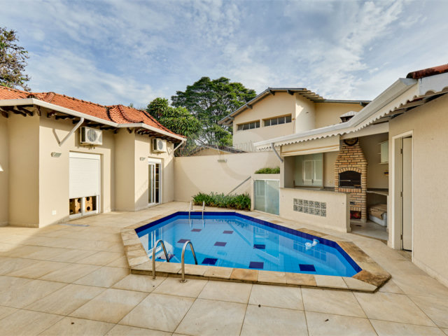 Casa de Vila à venda com 4 quartos, sendo 2 suítes,  em Campo Grande, São Paulo, SP