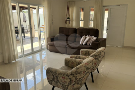 Casa à venda com 3 quartos, sendo 1 suíte, em Vila Rica, Atibaia, SP