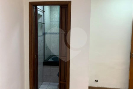 Casa à venda com 3 quartos, sendo 1 suíte, em Parque Santa Rosa, Suzano, SP
