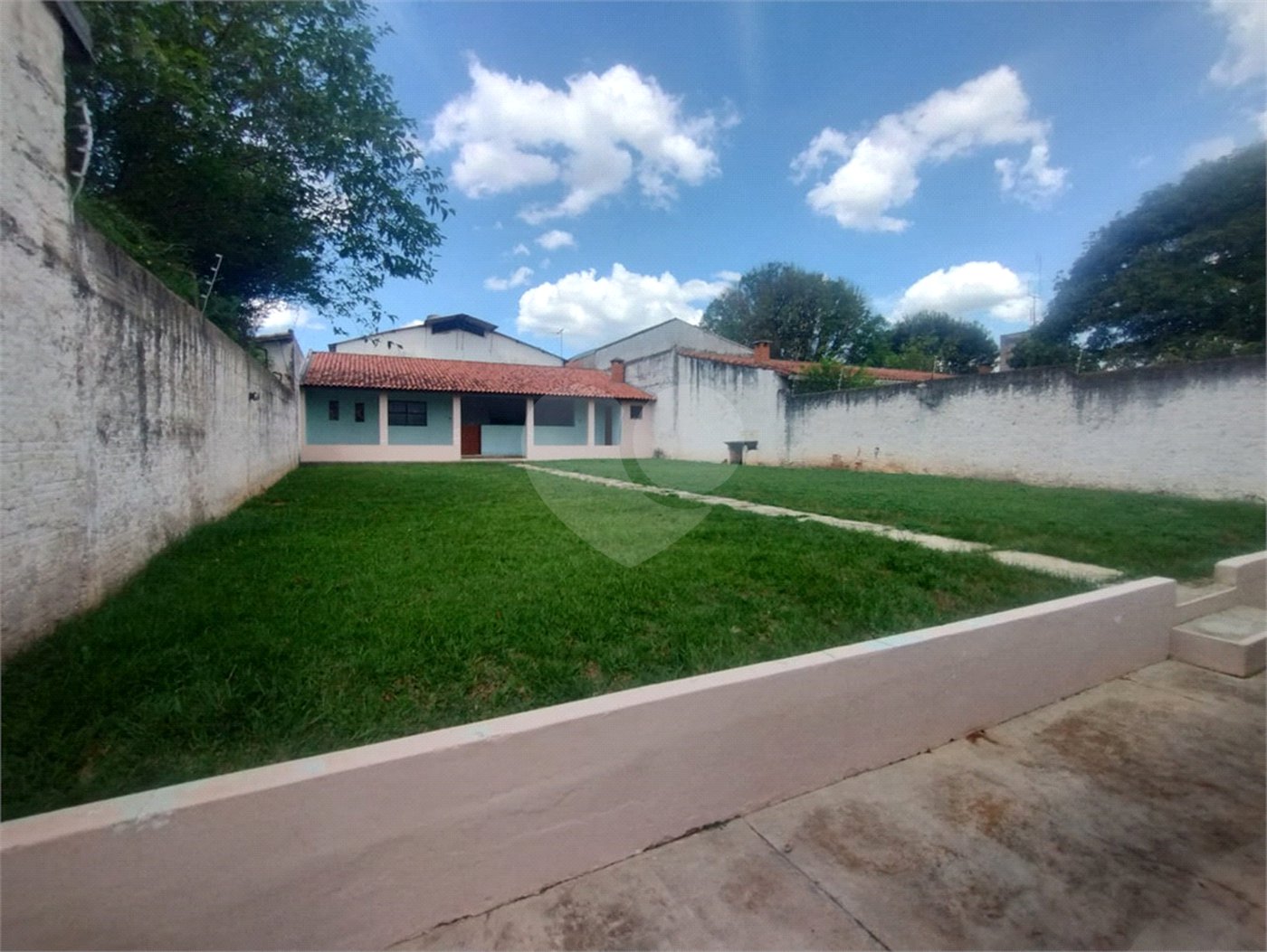 Casa à venda com 5 quartos, sendo 1 suíte, em Parque da Lagoa, Itapetininga, SP