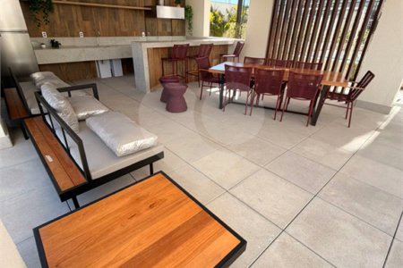 Apartamento à venda com 4 quartos, sendo 3 suítes, em Água Branca, São Paulo, SP