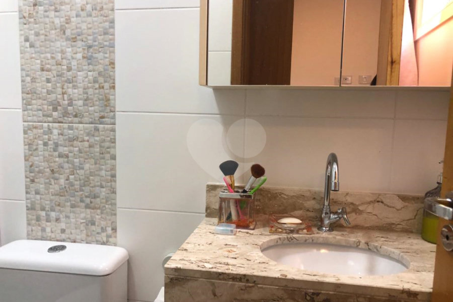 Casa à venda com 2 suítes no condomínio martinha, São Paulo - SP
