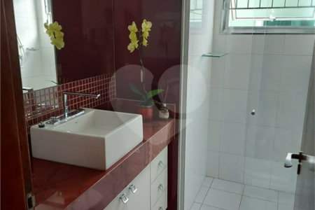 Sobrado à venda com 3 quartos, sendo 2 suítes, em Parada Inglesa, São Paulo, SP