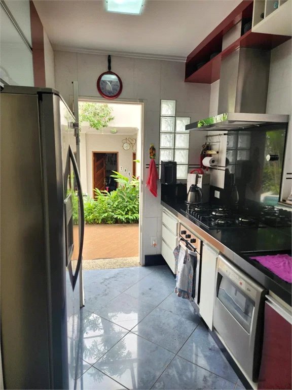 Casa à venda com 4 quartos, sendo 2 suítes, em Vila Romana, São Paulo, SP