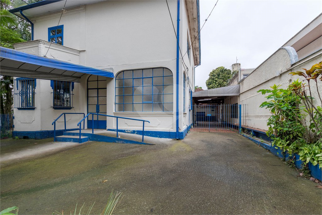 Sobrado à venda com 3 quartos, sendo 1 suíte, em Brooklin Velho, São Paulo, SP