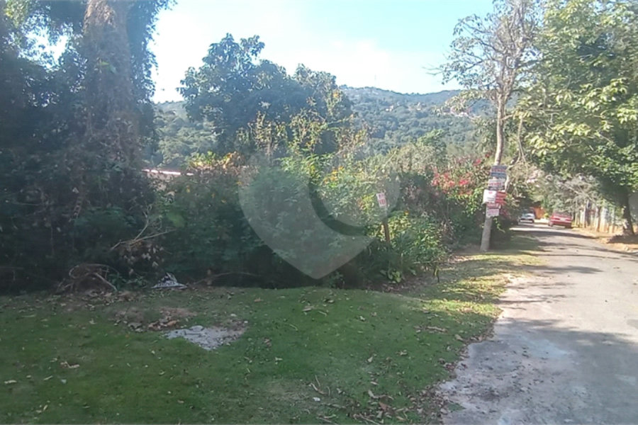 Terreno à venda no condomínio Alpes da Cantareira, Mairiporã - SP