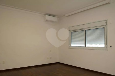 Casa à venda com 3 suítes no condomínio Residencial Morumbi, São Paulo - SP