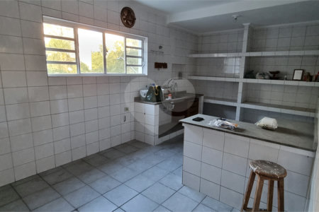 Casa à venda com 3 quartos, sendo 1 suíte,  em Jardim Rosa Maria, São Paulo, SP