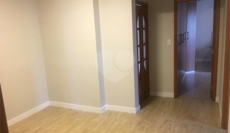 Apartamento à venda com 3 suítes em Santana, São Paulo, SP