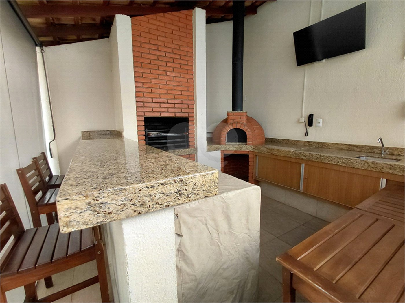 Apartamento à venda com 3 quartos, sendo 1 suíte, em Lapa, São Paulo, SP