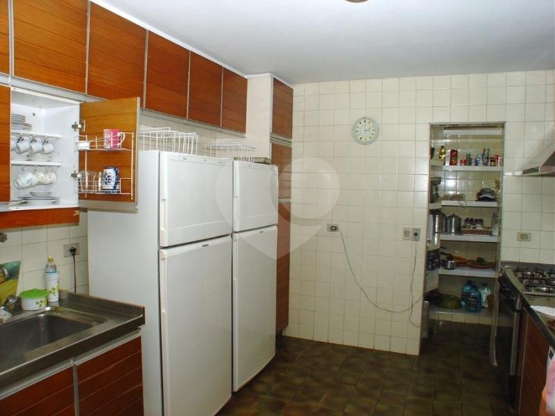 Casa à venda com 4 quartos, sendo 1 suíte, em Brooklin Velho, São Paulo, SP