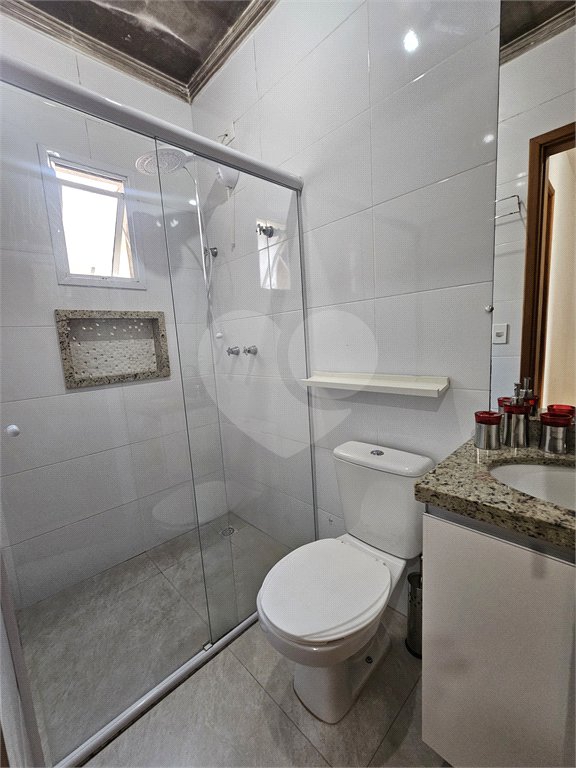 Sobrado à venda com 3 quartos, sendo 1 suíte,  em Vila Nivi, São Paulo, SP