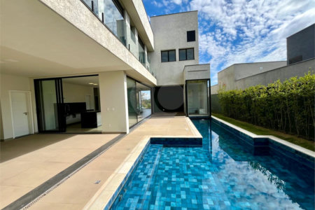 Casa à venda com 4 suítes no condomínio Alphaville Nova Esplanada 3, Votorantim - SP