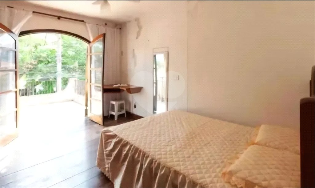 Sobrado à venda com 3 quartos em Jardim Peri Peri, São Paulo, SP