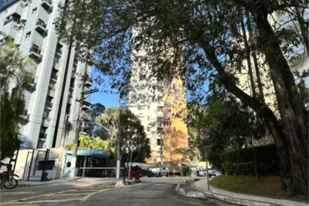 Apartamento para alugar com 2 suítes em Vila Andrade, São Paulo, SP
