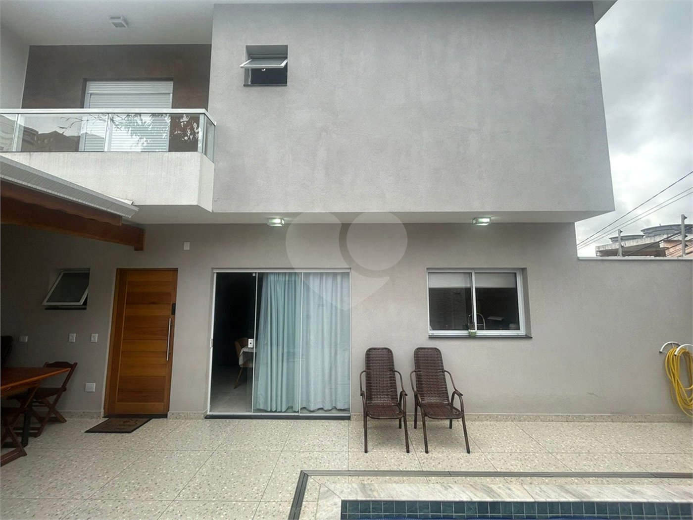 Sobrado à venda com 3 quartos, sendo 1 suíte, em Santa Teresinha, São Paulo, SP