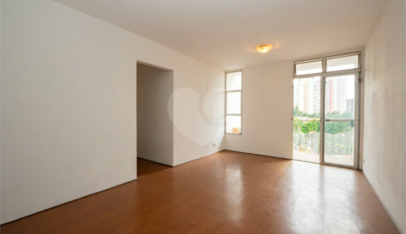 Apartamento à venda com 3 quartos, sendo 1 suíte, em Vila Sofia, São Paulo, SP