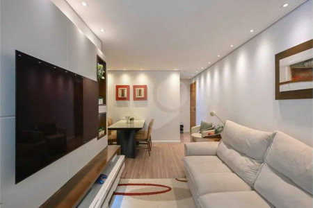 Apartamento à venda com 3 quartos, sendo 1 suíte,  em Vila Andrade, São Paulo, SP