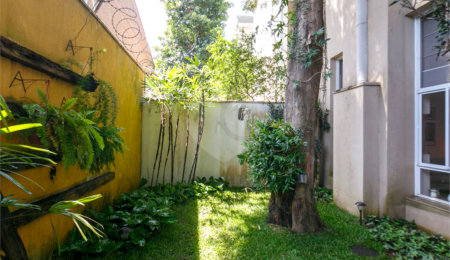 Casa à venda com 5 suítes no condomínio Villa Florida, São Paulo - SP