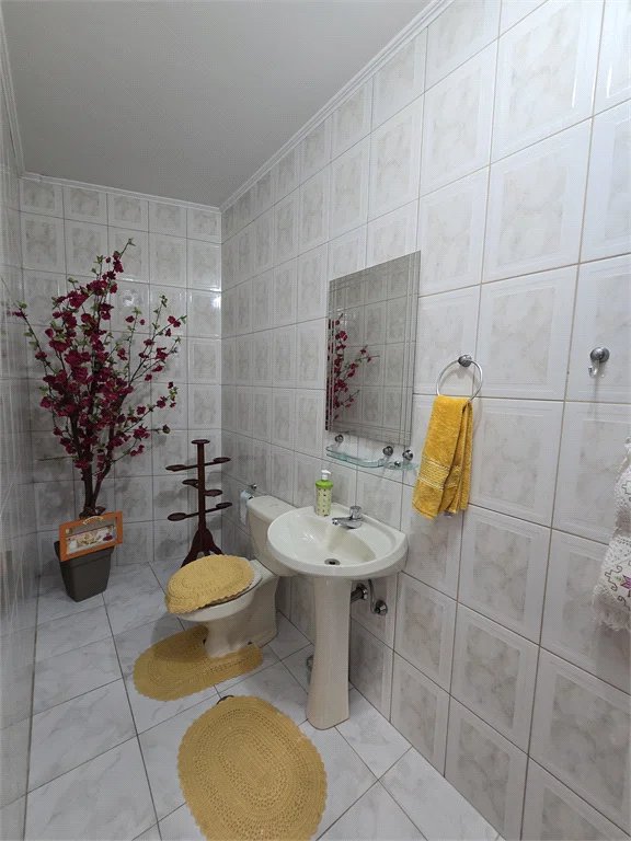 Sobrado à venda com 4 quartos, sendo 1 suíte,  em Vila Jaguara, São Paulo, SP