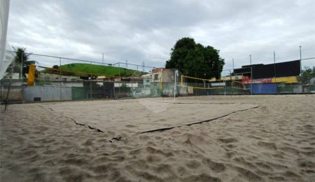 Terreno à venda em Santa Cruz, Rio de Janeiro, RJ