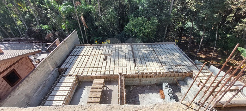 Casa à venda com 4 suítes no condomínio Sausalito, Mairiporã - SP