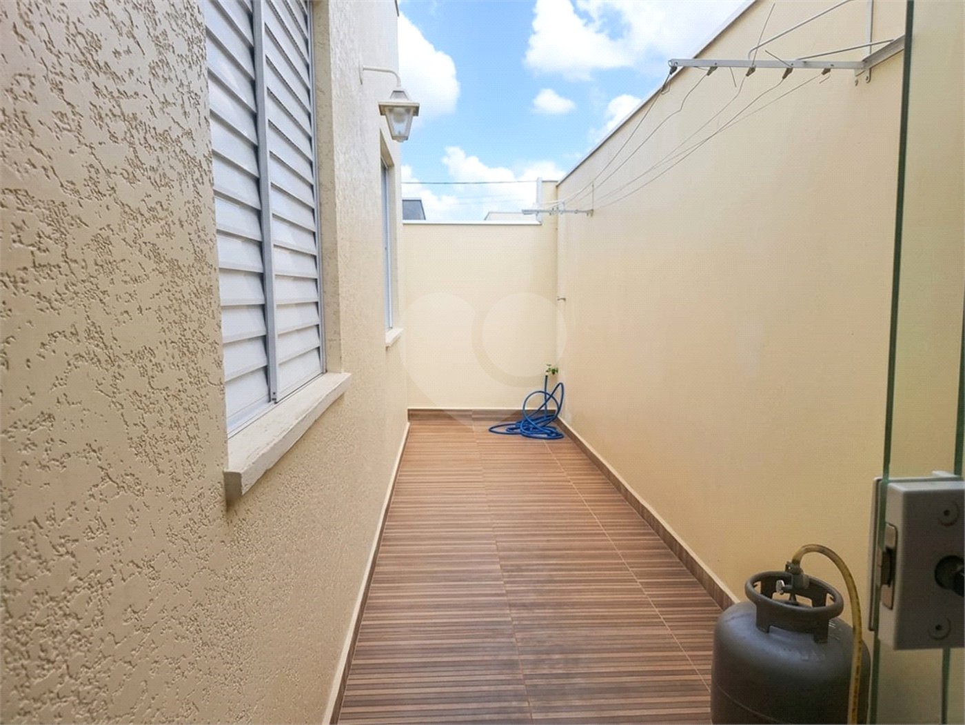 Casa à venda com 2 quartos no condomínio Novo Horizonte, Itapetininga - SP