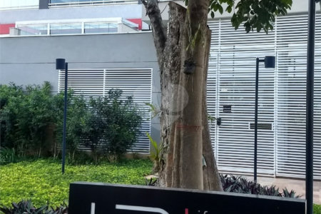 Apartamento à venda com 2 quartos, sendo 1 suíte, em Parque Industrial Tomas Edson, São Paulo, SP