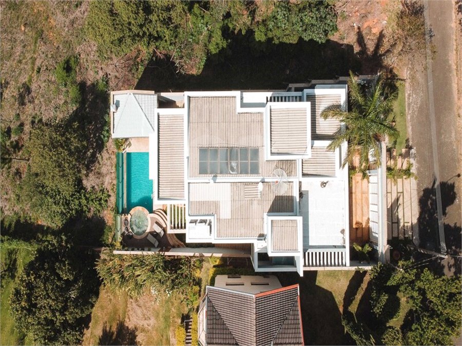 Casa à venda com 5 suítes em Jardim Mirante das Estâncias, Águas de Lindóia, SP