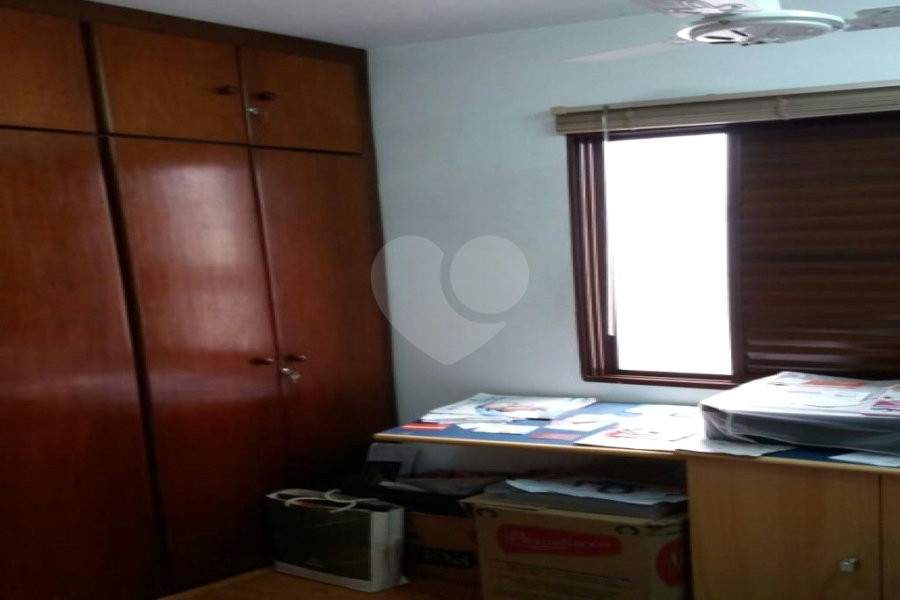 Casa à venda com 3 quartos, sendo 1 suíte,  no condomínio Alameda do Eucaliptos, São Paulo - SP