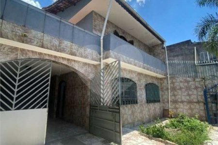 Sobrado à venda com 3 quartos, sendo 1 suíte, em Vila Matilde, São Paulo, SP
