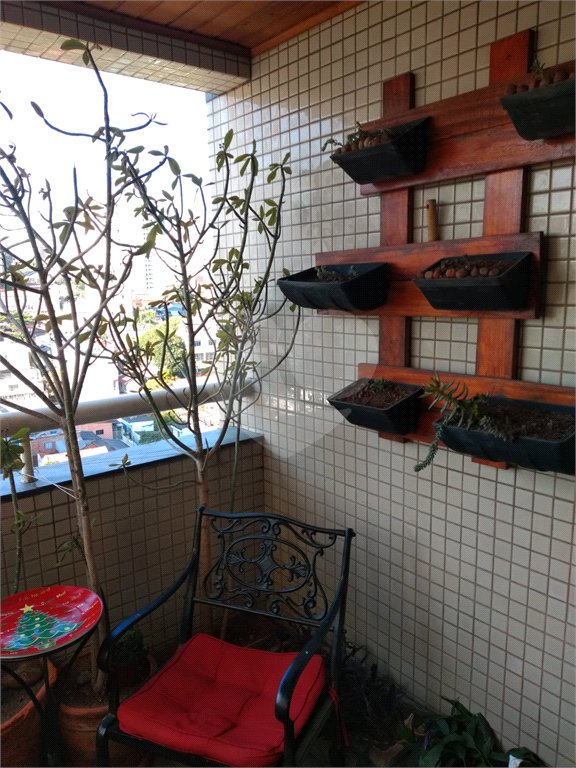 Apartamento à venda com 3 quartos, sendo 1 suíte,  em Vila Romana, São Paulo, SP