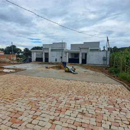 Casa à venda com 2 quartos, sendo 1 suíte, em Catumbi, Balsas, MA