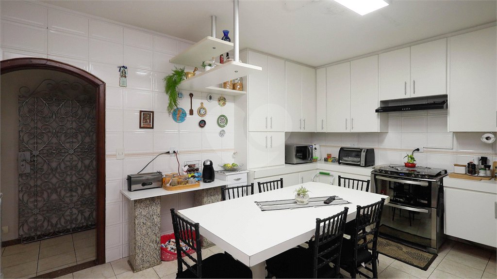 Sobrado à venda com 6 quartos, sendo 1 suíte,  em Tucuruvi, São Paulo, SP