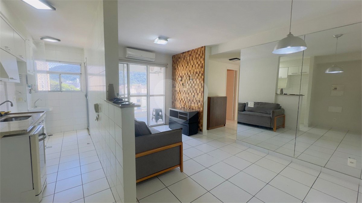 Apartamento à venda com 3 quartos, sendo 1 suíte,  em Jacarepaguá, Rio de Janeiro, RJ