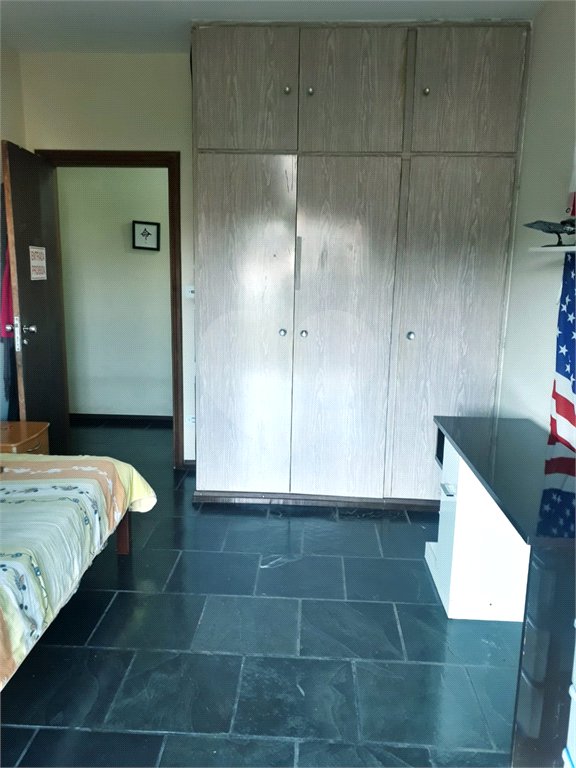 Casa à venda com 4 quartos, sendo 1 suíte, no Centro, Vinhedo, SP