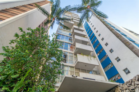 Apartamento à venda com 4 quartos, sendo 1 suíte,  em Higienópolis, São Paulo, SP