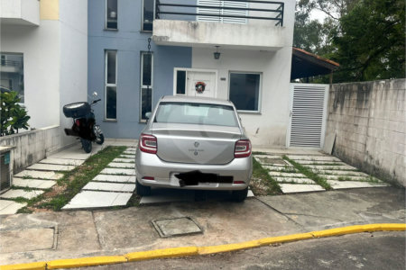 Casa à venda com 3 quartos no condomínio Jd Rebelato, Cotia - SP