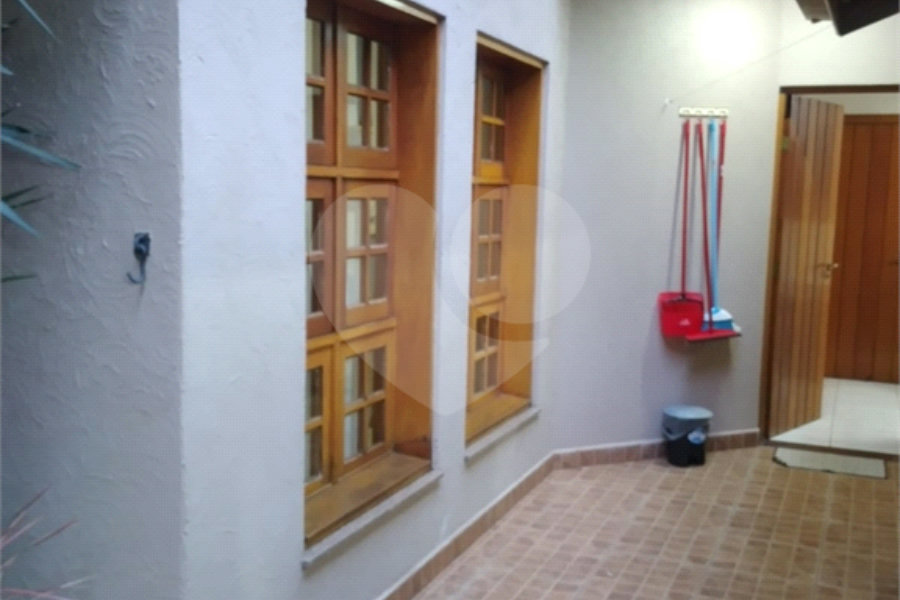 Casa à venda com 4 quartos, sendo 3 suítes, no condomínio Da Serra, São Paulo - SP