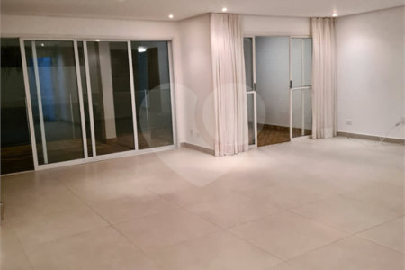 Casa à venda com 3 suítes no condomínio Residencial Courtyard Village, São Paulo - SP