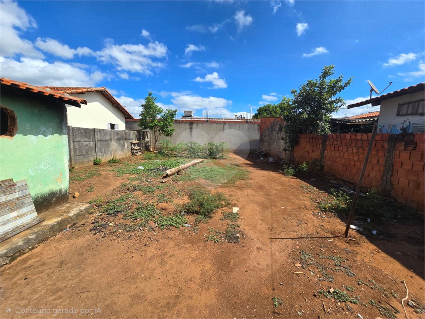 Casa à venda com 2 quartos no Centro, Itapetininga, SP
