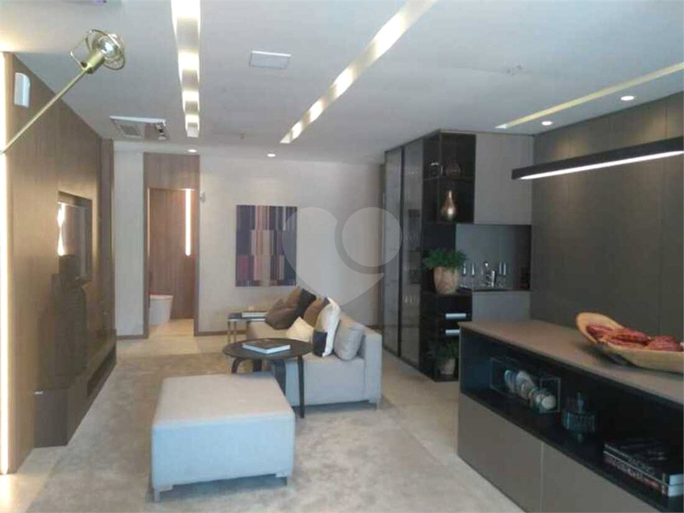 Apartamento à venda com 3 quartos, sendo 1 suíte,  em Jardim das Acácias, São Paulo, SP
