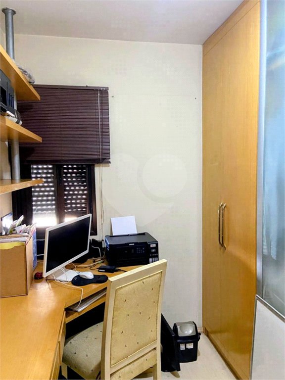 Apartamento à venda com 3 quartos, sendo 1 suíte, em Jardim Leonor Mendes de Barros, São Paulo, SP