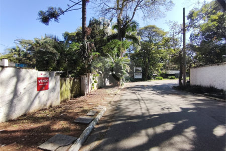 Terreno à venda com 1 suíte em Alto da Boa Vista, São Paulo, SP