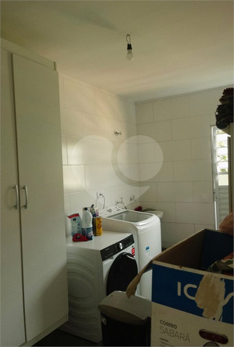 Casa à venda ou para alugar com 3 suítes em Mairiporã, SP