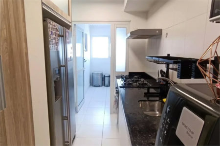 Apartamento à venda com 3 quartos, sendo 1 suíte,  em Jardim Vazani, São Paulo, SP