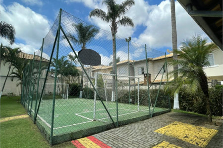 Casa à venda com 3 quartos, sendo 1 suíte,  no condomínio Montpellier, Mogi das Cruzes - SP