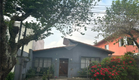 Casa à venda com 3 quartos, sendo 2 suítes,  em Planalto Paulista, São Paulo, SP