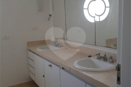 Apartamento à venda com 4 quartos, sendo 2 suítes, em Higienópolis, São Paulo, SP